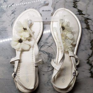 NWT DB Studio Chiffon Floral Sandals (Size 7)